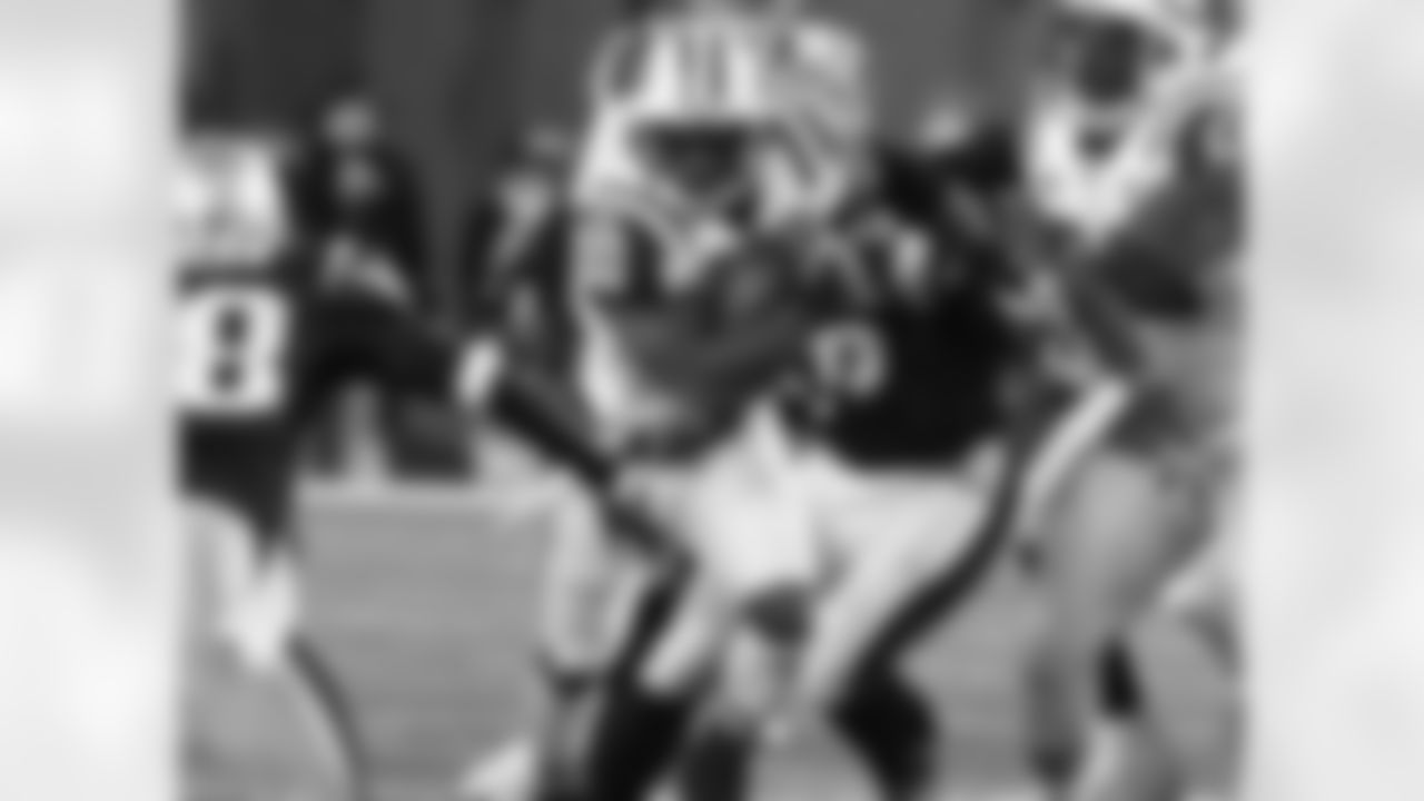2009 Week 11 Jets at Patriots Photos