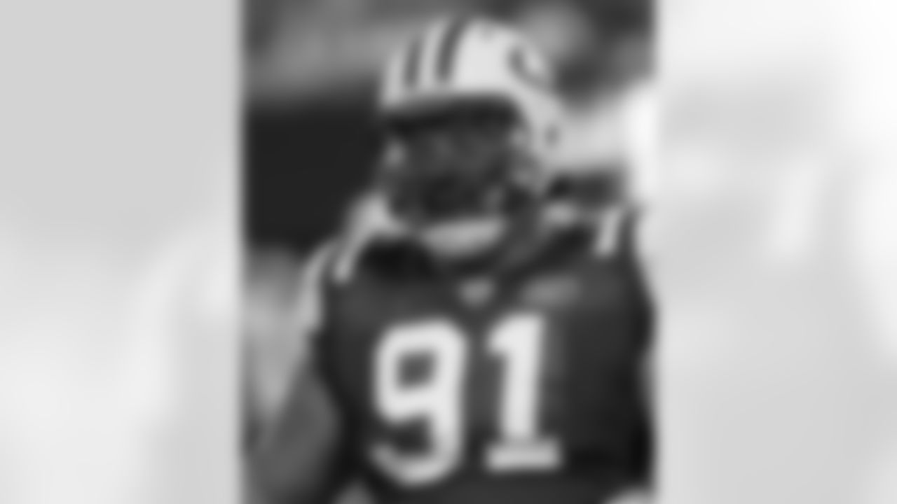 Sione Pouha Photos