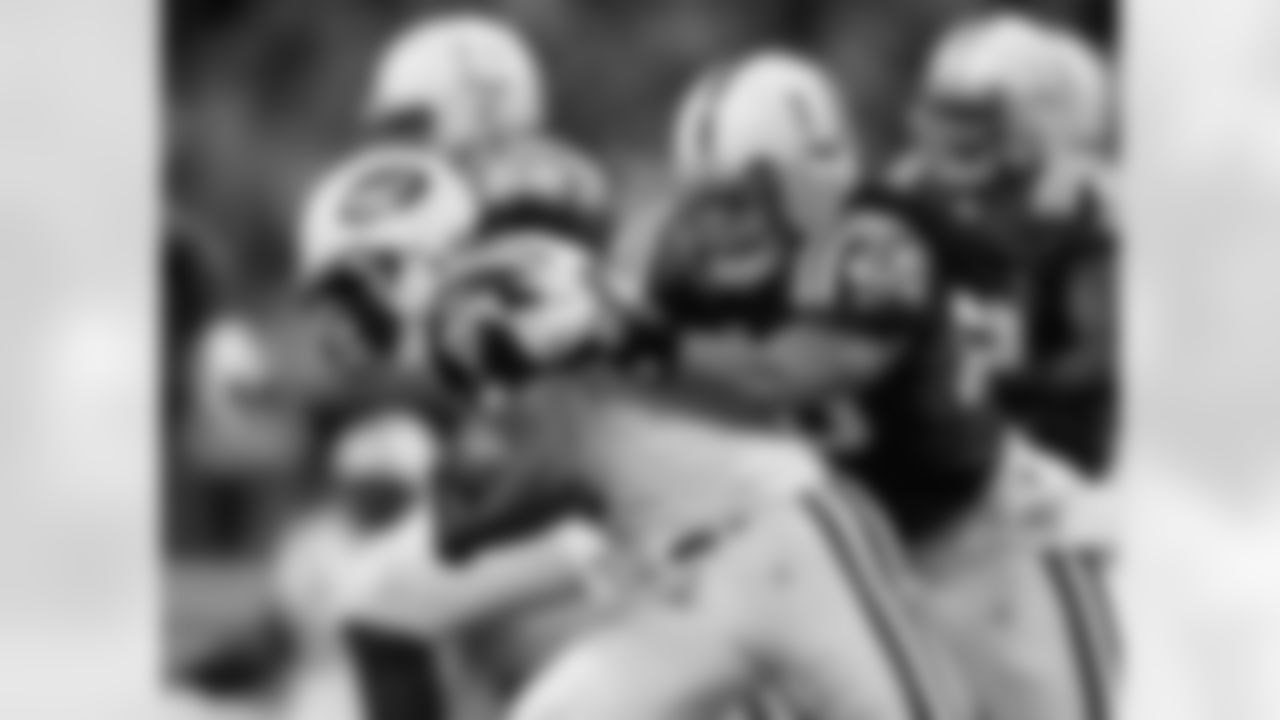 2009 Week 16 Jets at Colts Photos