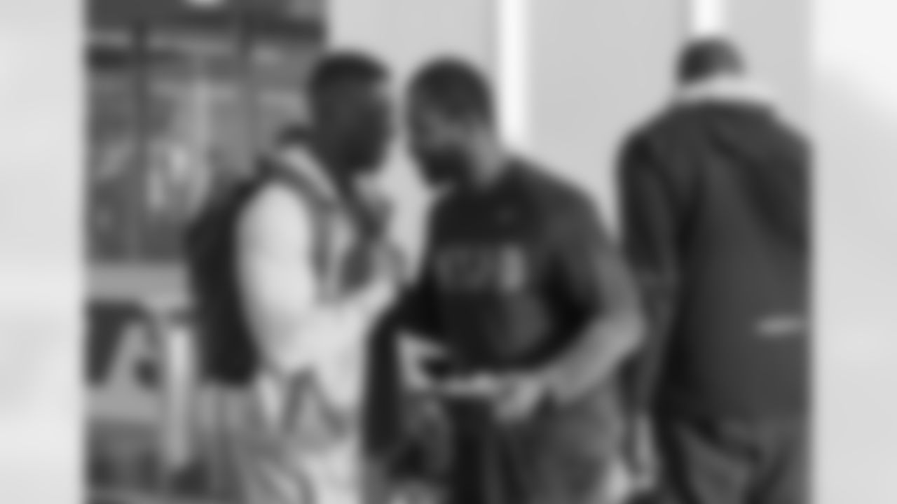 WR Chris Owusu & CB Darrelle Revis