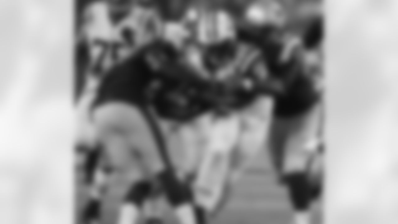 Ivory has been a bit quiet over the last few games, but he's played well against the Patriots. He's posted back-to-back 100-yard games against the Pats dating back to last season. Ivory was a key part of the Jets' game plan in Foxborough, MA in Week 7, picking up 107 of the team's 218 yards on the ground.