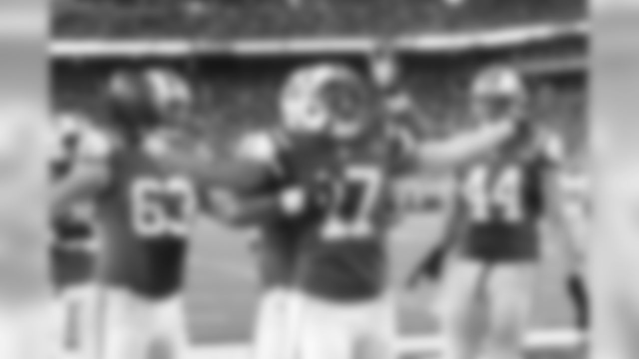 Despite a 35 receptions and 407 yards, Salas has not found the end zone in a regular season game.