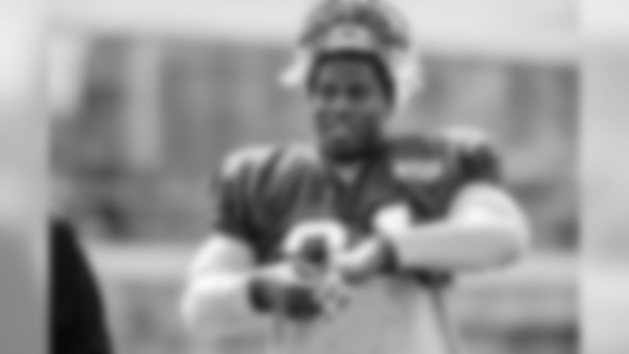 #94 Kony Ealy (DE)