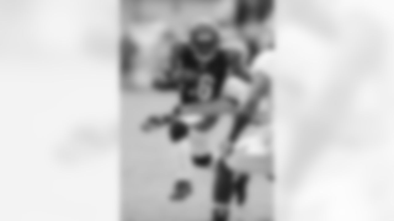 WR Andrew Hawkins