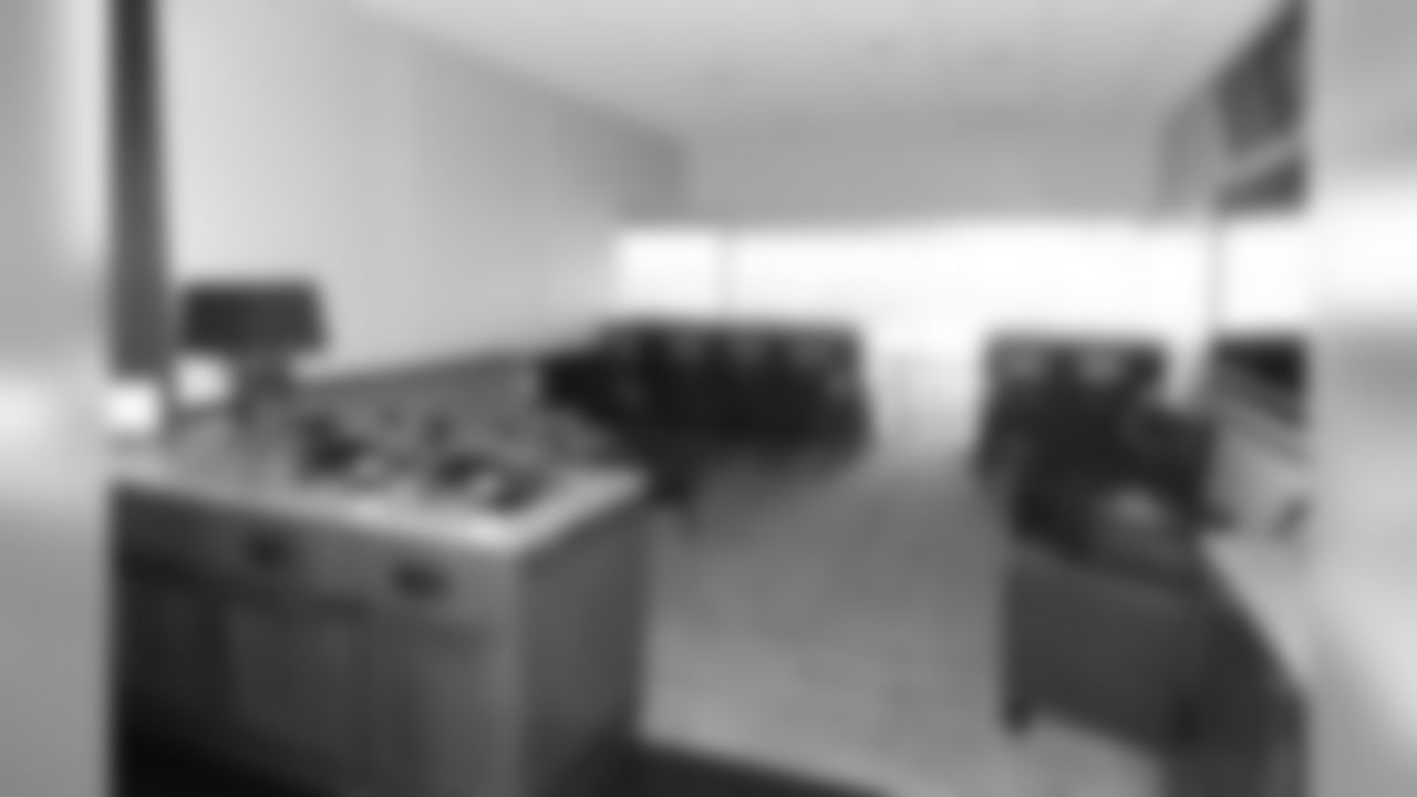 Kitchen and Dining Area in the Hertz Suites