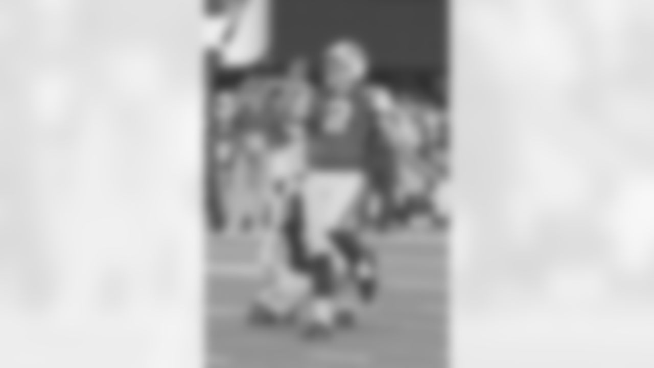 Nick Folk Photos