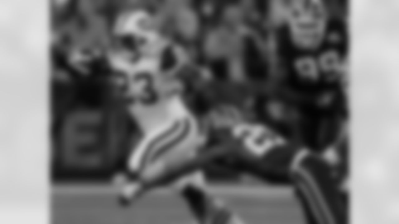 2009 Week 13 Jets at Bills Photos
