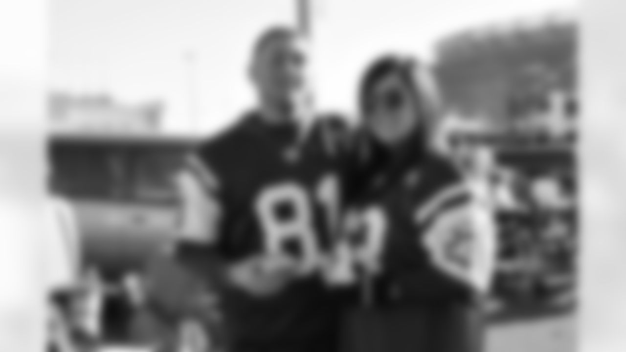 2010 Week 11 Jets vs Texans Fan Photos