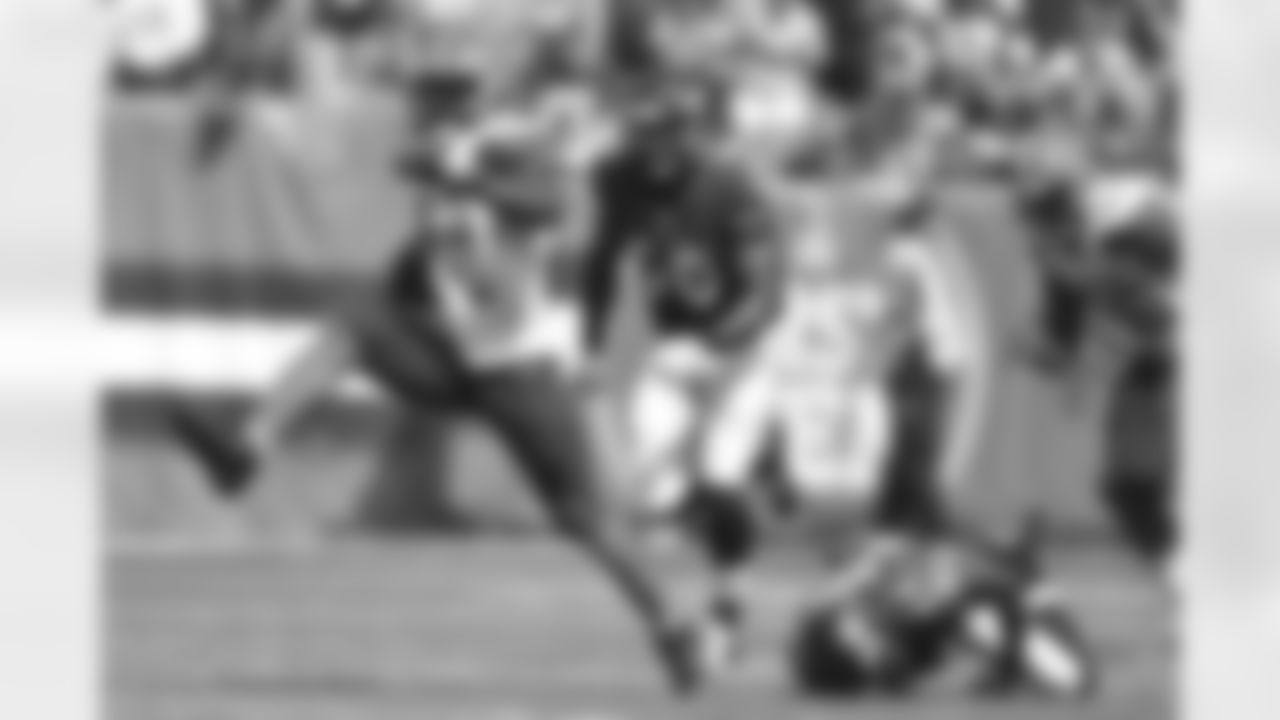 RB Isaiah Crowell