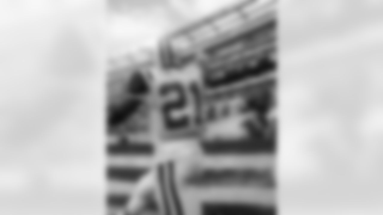 LaDainian Tomlinson Photos