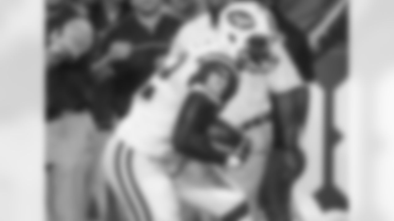 TE Brandon Bostick