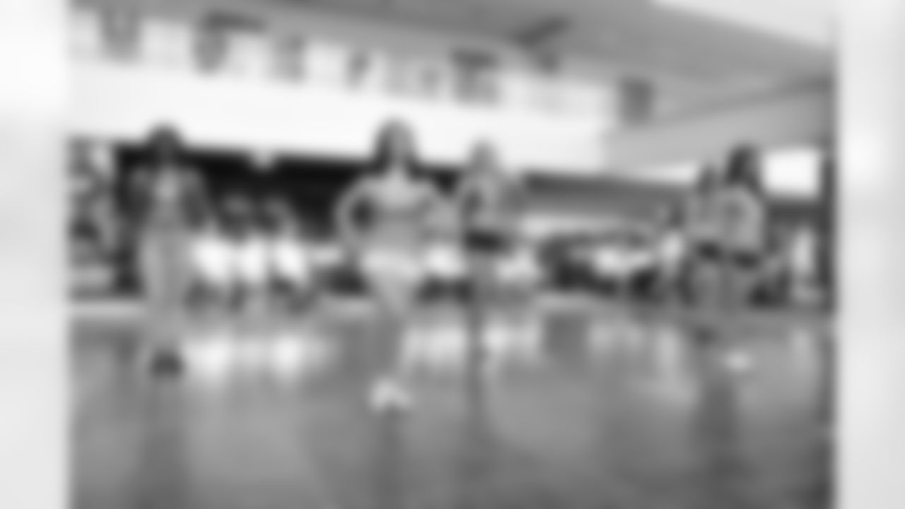 2011 Flight Crew Semi Final Auditions
