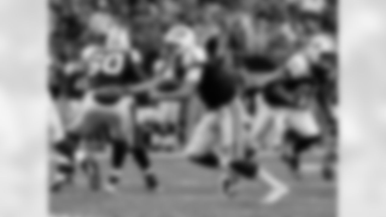 2009 Week 4 - Jets at Saints Photos