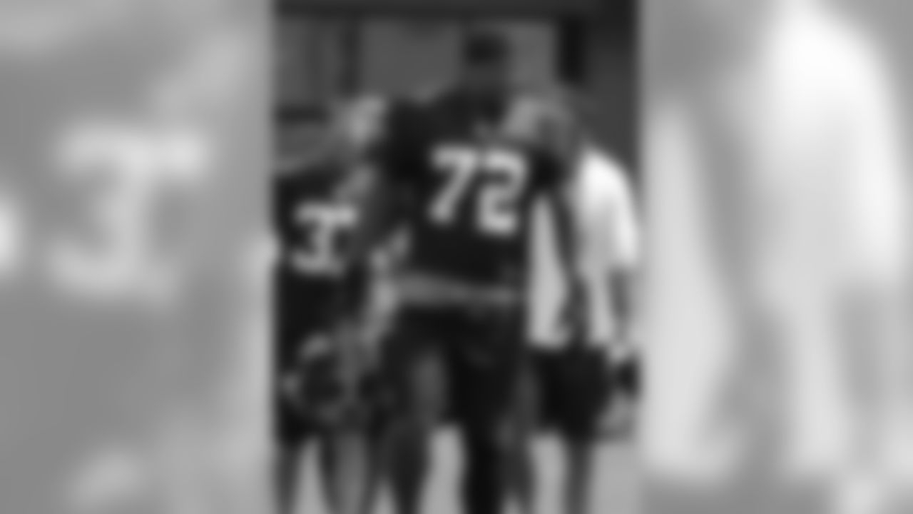 A native Long Islander, Bowen attended Hofstra with Jets guard Willie Colon.