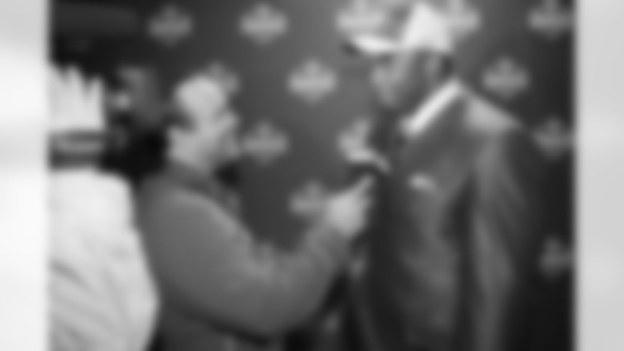 MSG's Anthony Fusilli welcomes Gholston to New York