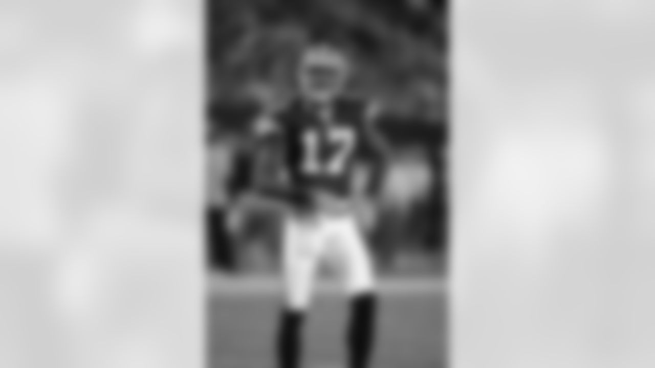 WR Braylon Edwards Photos