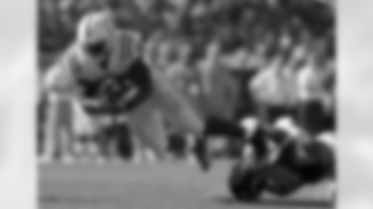 TE Dwayne Allen