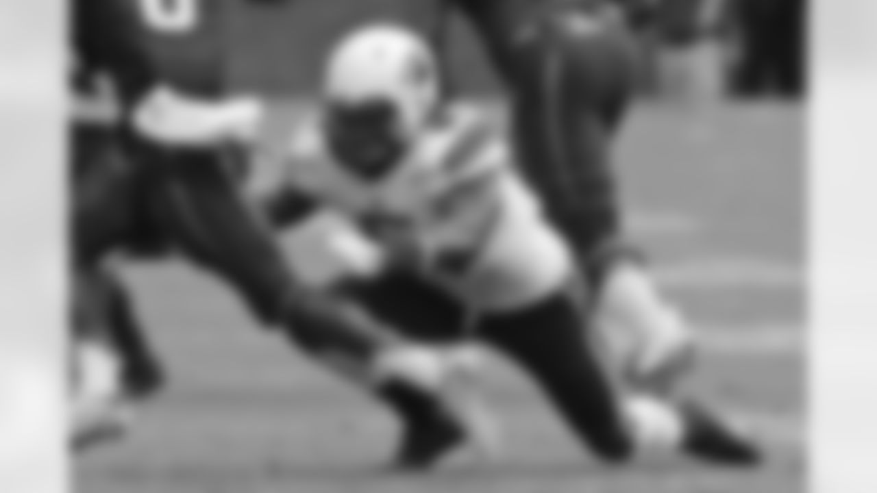 LB Lorenzo Mauldin (Louisville)