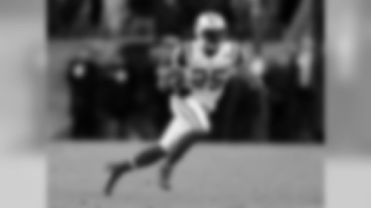 Joe McKnight Photos
