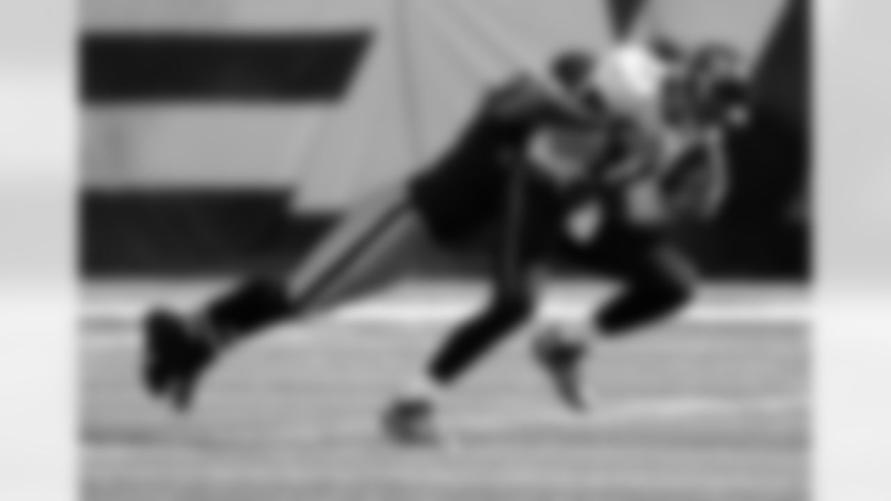 Bart Scott Photos