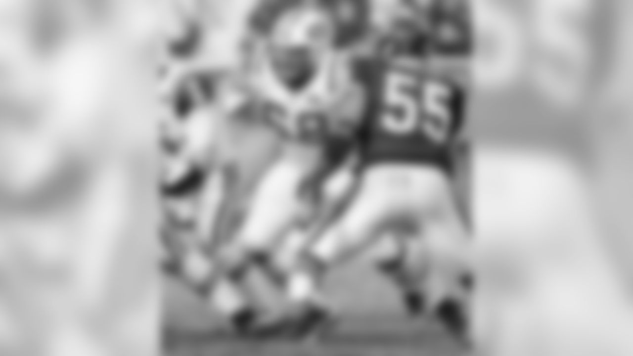 Matt Slauson Photos