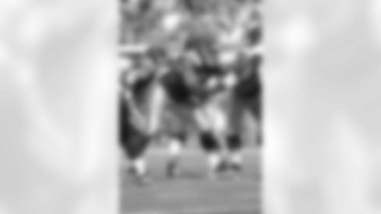 Brandon Moore Photos