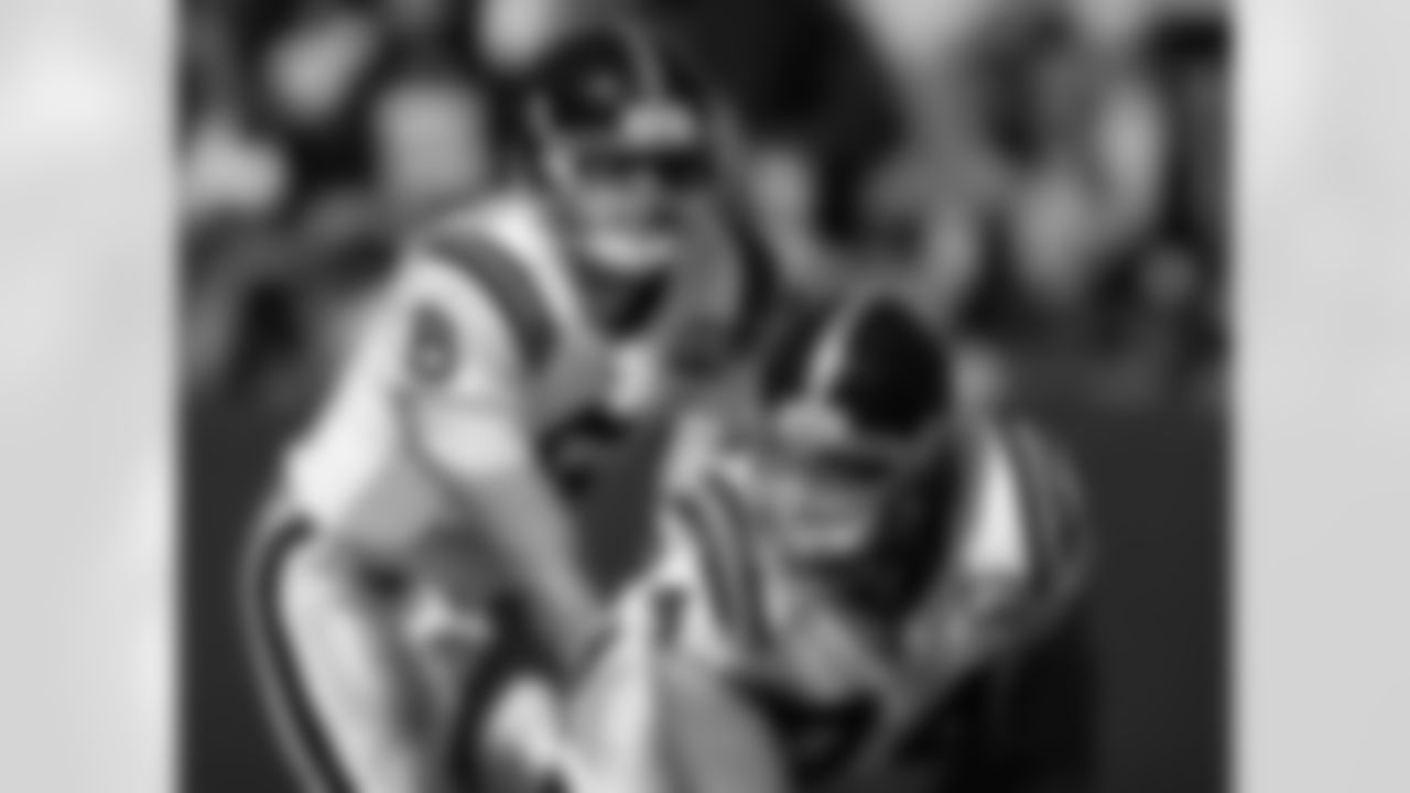 2009 Week 7 - Jets at Raiders Photos