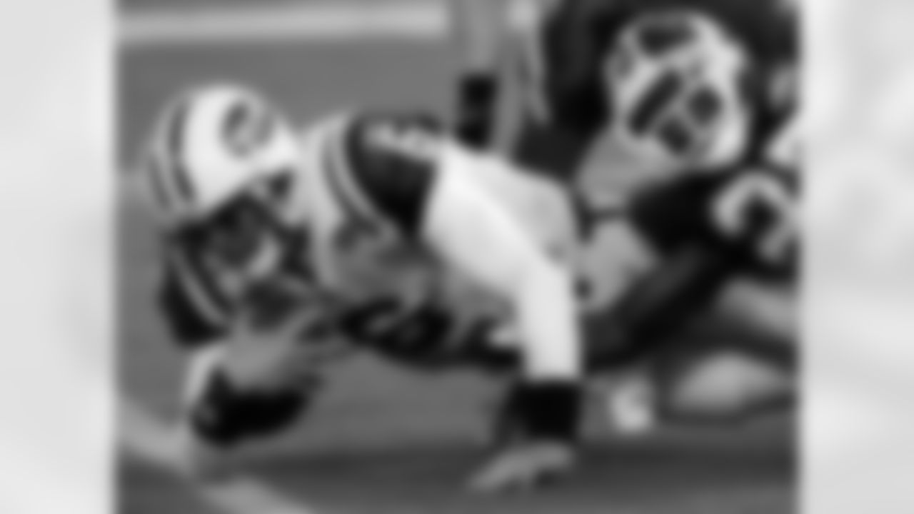2009 Week 13 Jets at Bills Photos