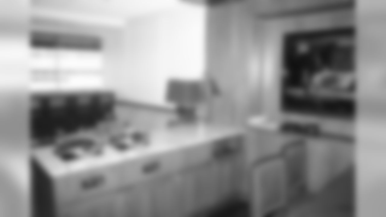 Kitchen and Dining Area in the Hertz Suites