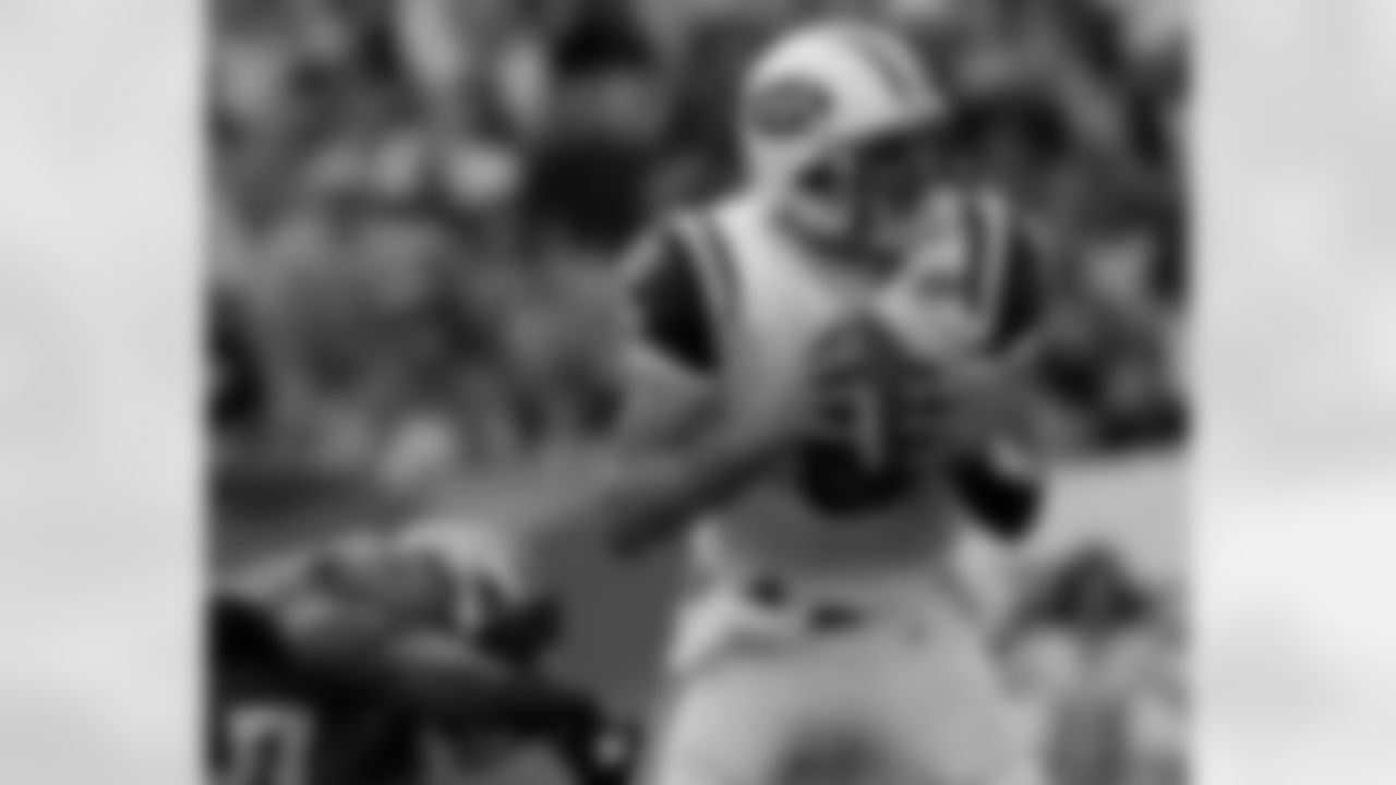 2010 Week 6 Jets at Broncos Game Photos