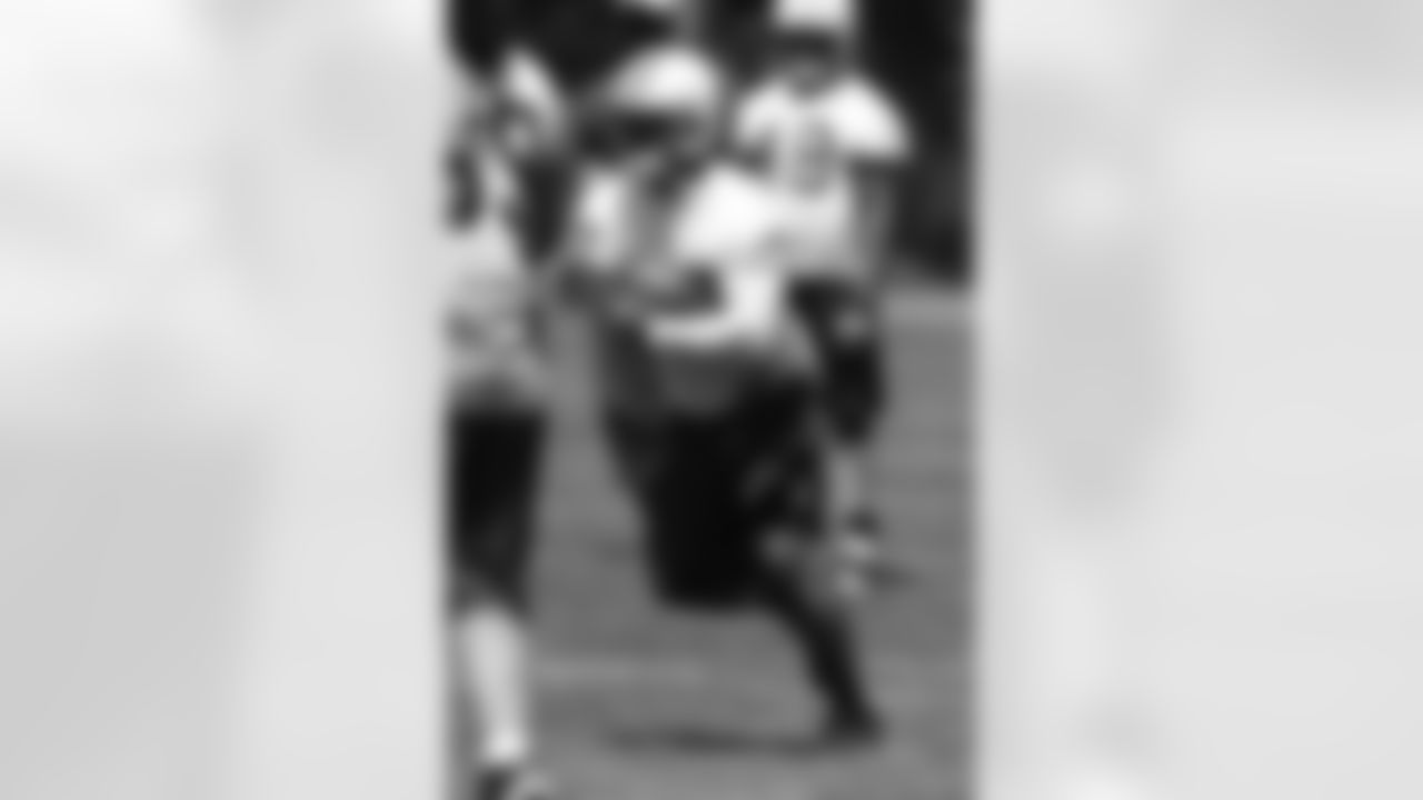 RB Shonn Greene Photos