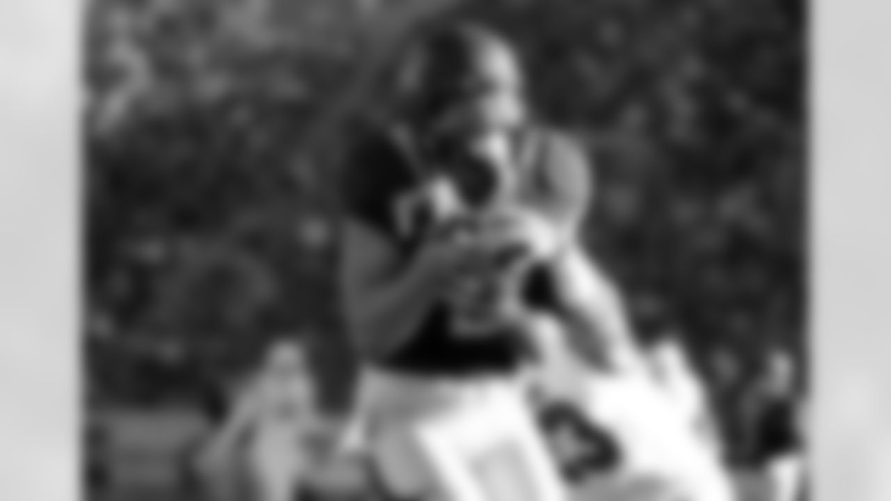 Round 4 - WR Chad Hansen (Cal)