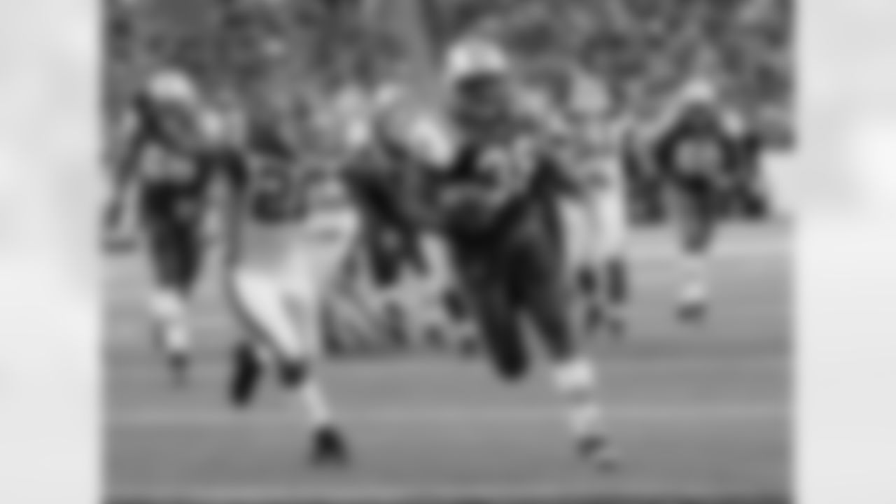 2010 Week 17 Jets vs Bills Game Photos