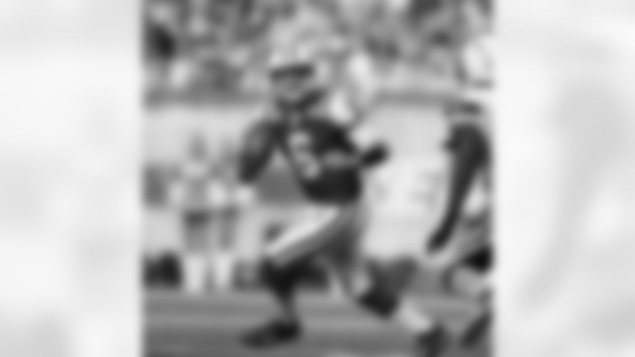 2011 Regular Season Week 7 Jets vs. Chargers Game Photos