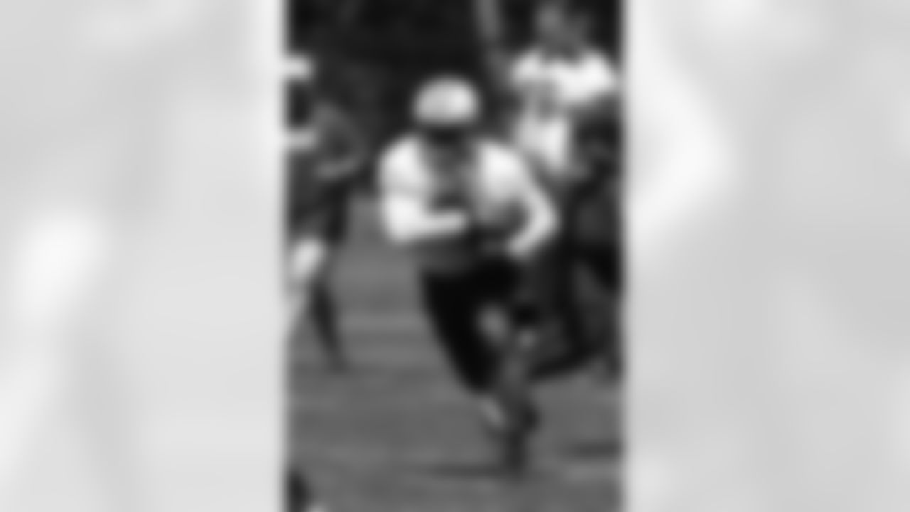 RB Shonn Greene Photos