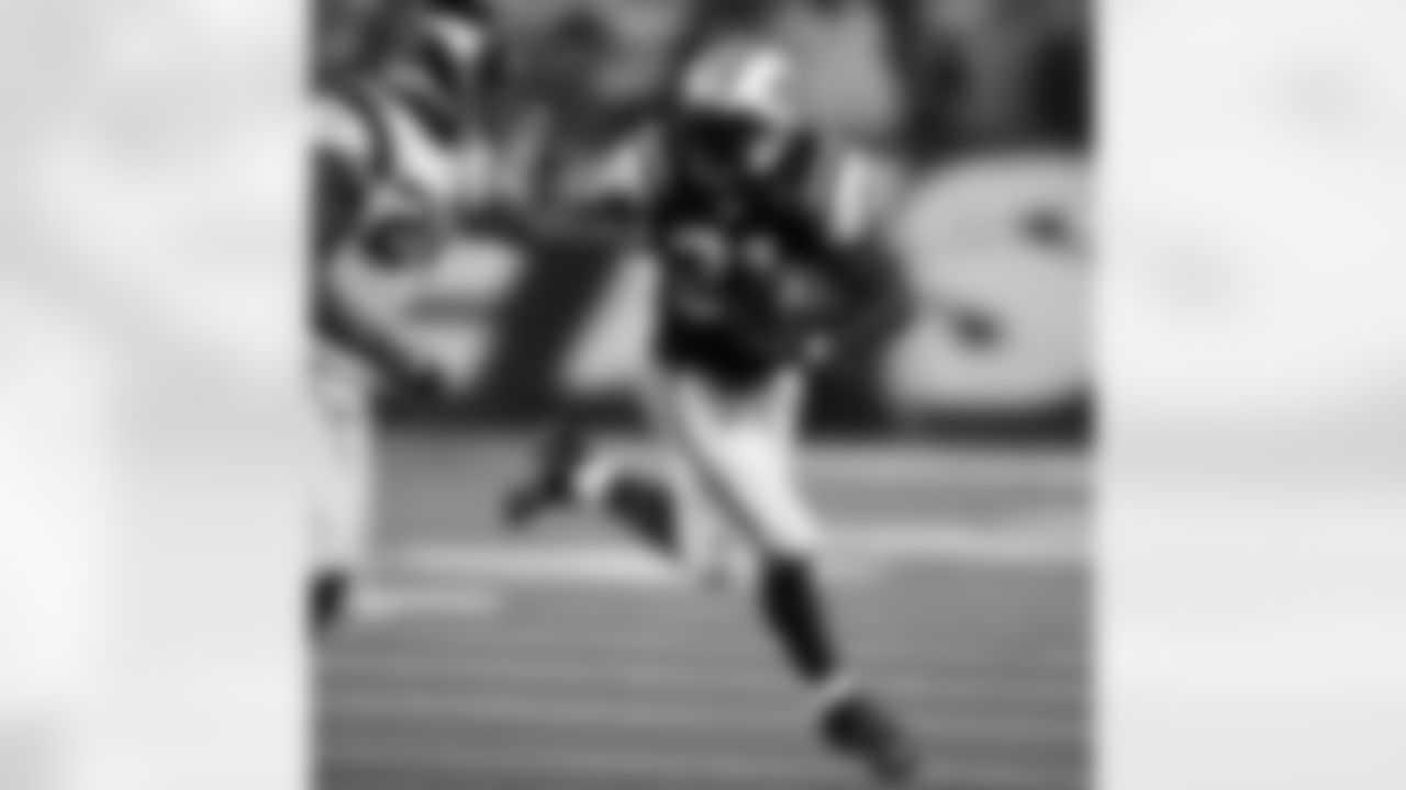 LaDainian Tomlinson Photos