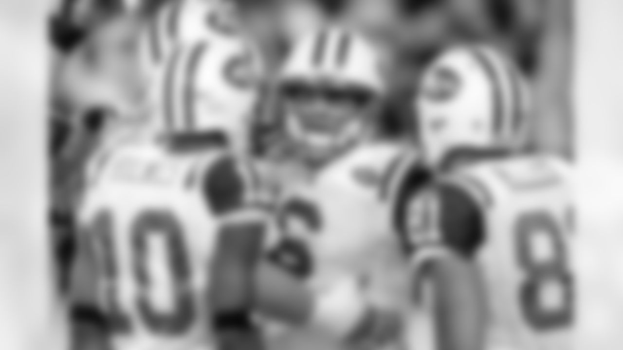 2011 Regular Season Week 10 Jets vs Patriots Game Photos