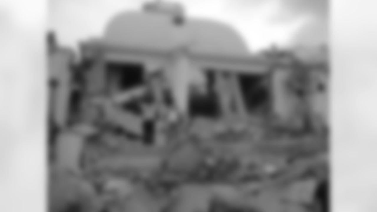 Jets Players Visit Haiti to Help Earthquake Victims