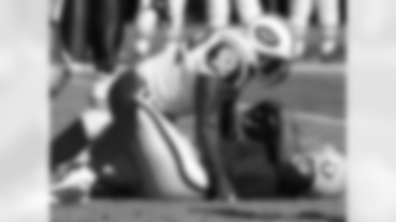 Shaun Ellis Photos