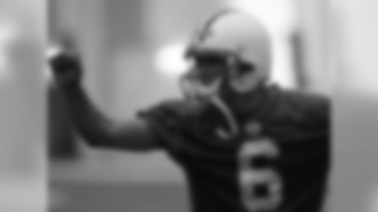 QB Mark Sanchez