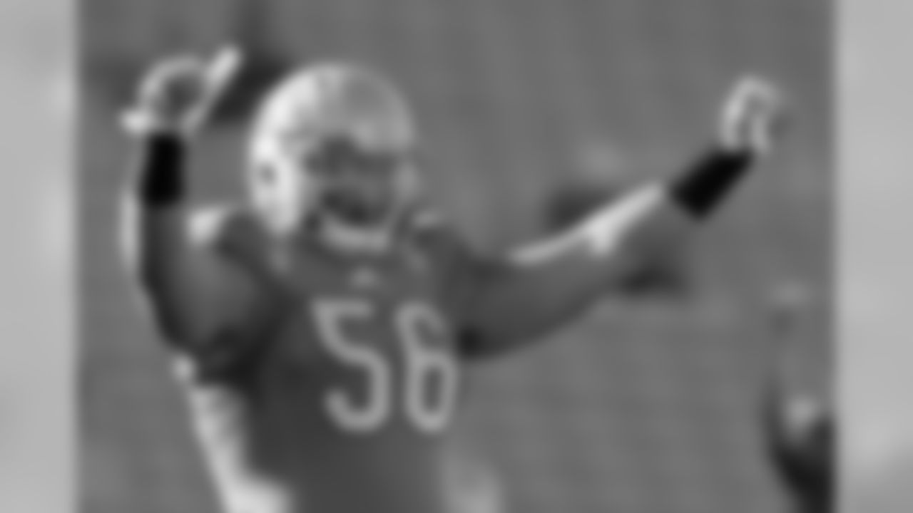 "Ideally, Rex Ryan's 2014 team will push for the NFL lead in rushing attempts while leaning on its front seven to stay competitive on a weekly basis. Su'a-Filo is a nasty interior blocker with plus athleticism." - Evan Silva, Rotoworld.com (Projected late 1st, early 2nd)