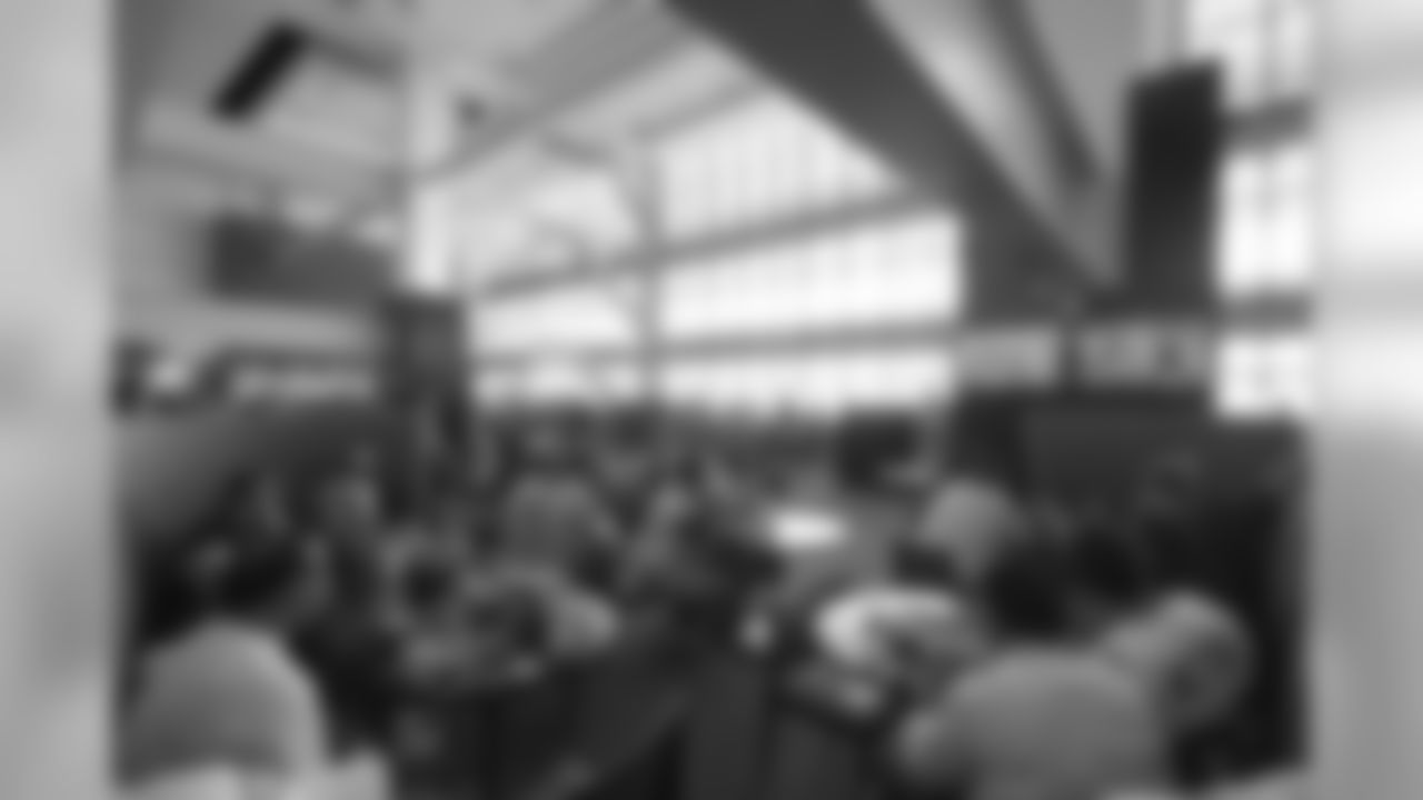 The Lounge in the Mezzanine Level Touchdown & Lexus Clubs