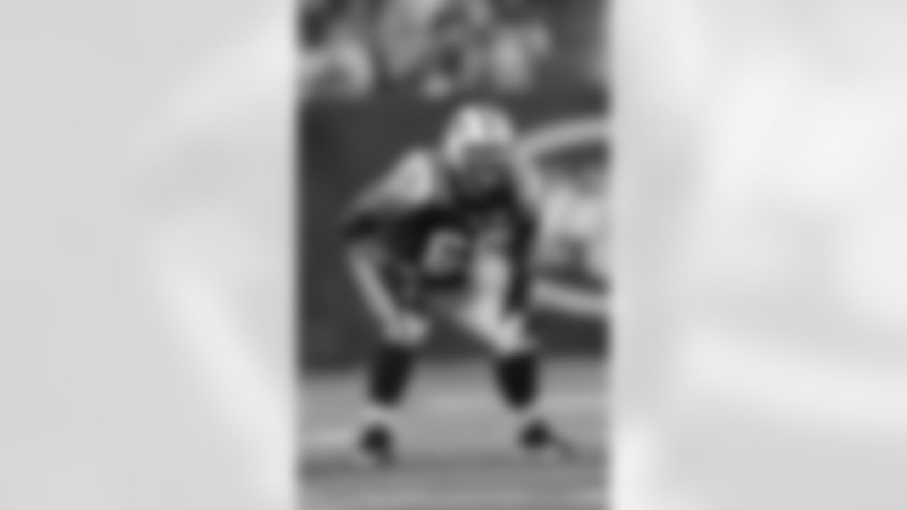 Matt Slauson Photos