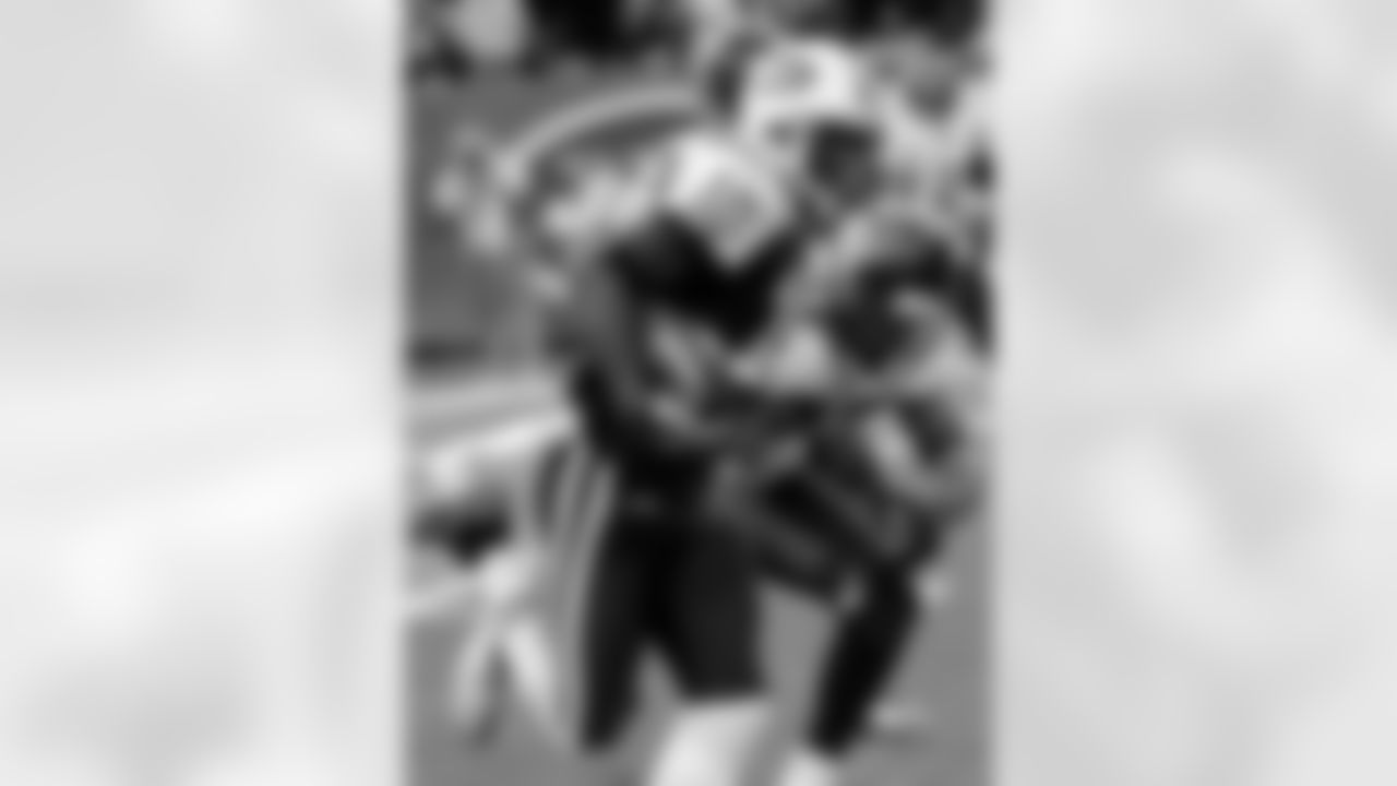 Santonio Holmes Photos