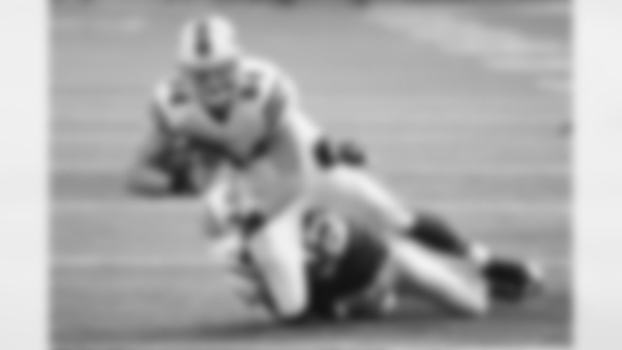 2011 Regular Season Week 12 Jets vs Bills Game Photos