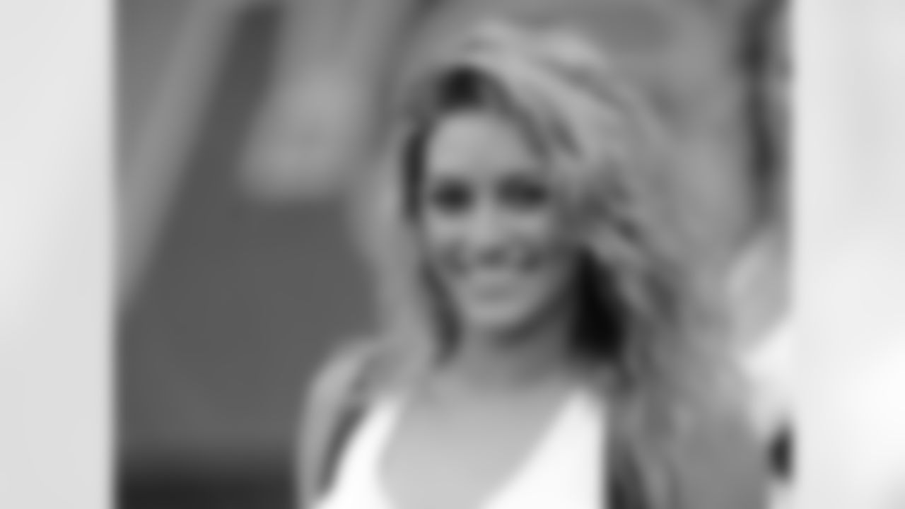 Samantha C. 2009 Flight Crew Member Photos