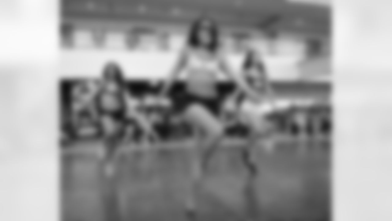 2011 Flight Crew Semi Final Auditions
