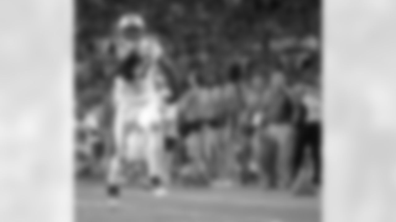 2010 Week 3 Jets at Dolphins Game Photos