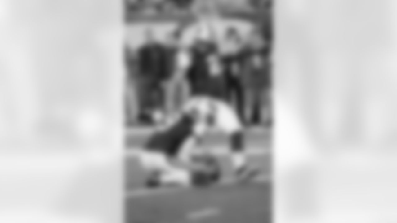 Nick Folk Photos