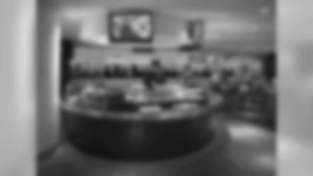 The Lounge in the Mezzanine Level Touchdown & Lexus Clubs